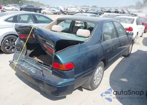 1998 Toyota Camry Le из США, поврежденный, VIN 4T1BG22K5WU307904